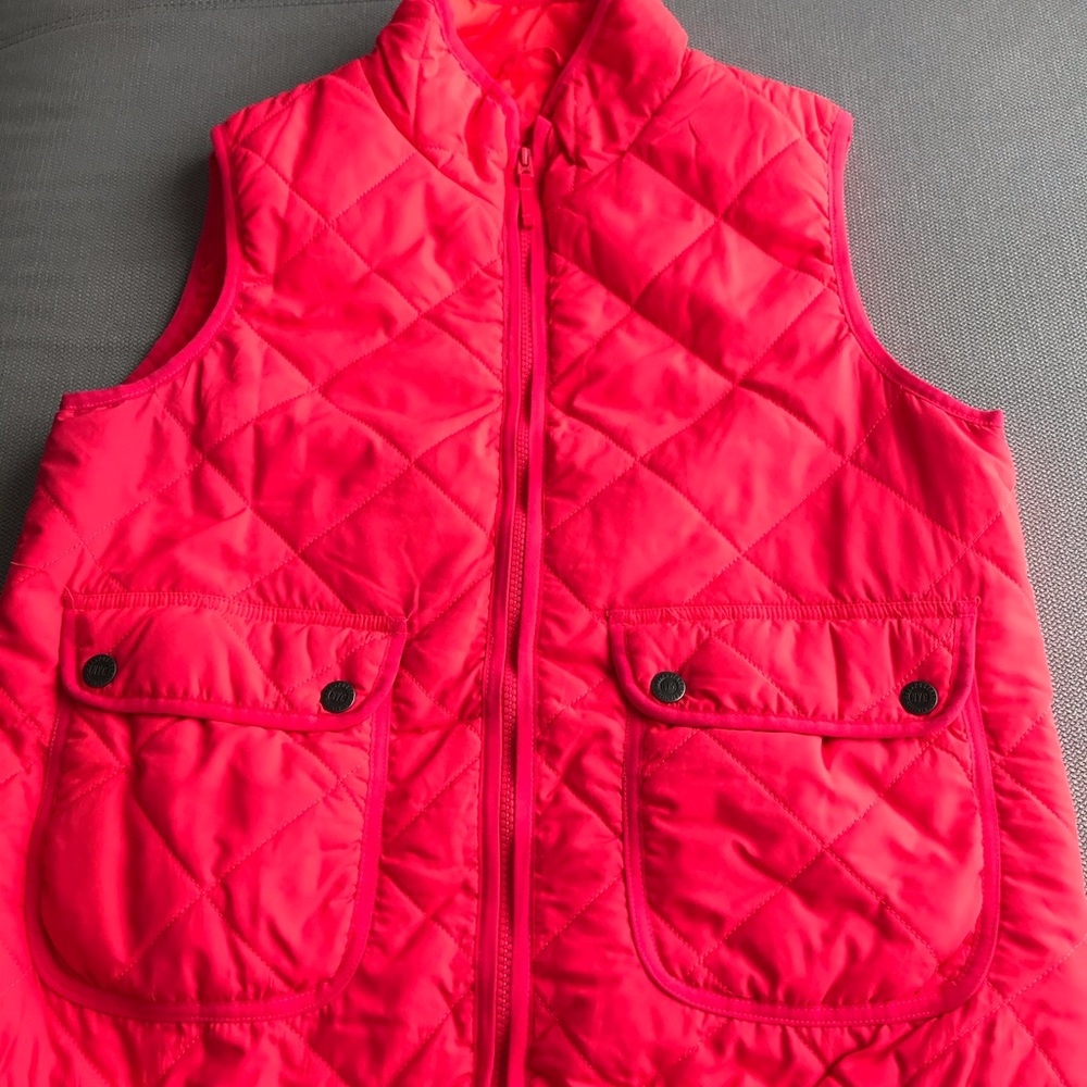 Aeropostale vest